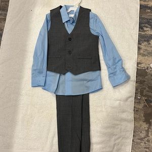 Boys size 5, three piece suit. Button up, vest and pants.